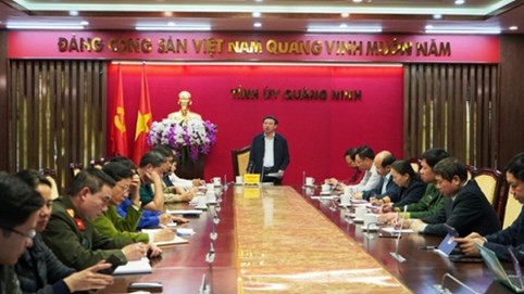 Quảng Ninh: 4 trường hợp nghi nhiễm Covid-19 đi cùng chuyến bay với bệnh nhân số 17