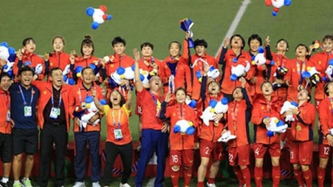 Vì sao ĐT bóng đá nữ từ chối 500 triệu tiền thưởng từ Tập đoàn hóa chất Đức Giang?