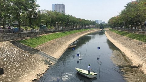 Nóng trong tuần: Sông Tô Lịch có chuyển biến mới sau 3 tuần đặt “bảo bối” của Nhật Bản