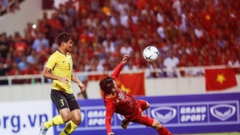 Tuyển Việt Nam nhận thưởng nóng 1 tỷ đồng từ tập đoàn Hưng Thịnh