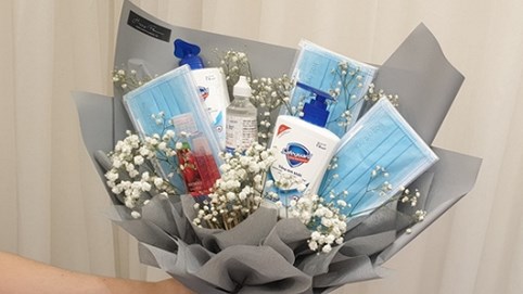 Lễ tình nhân Valentine giữa mùa Covid-19: Bó hoa 