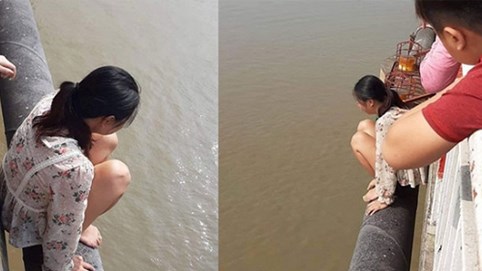 Nóng 24h qua: Mẹ trẻ bỏ lại con trên cầu Chương Dương, định lao xuống sông Hồng