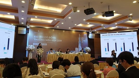 ĐHCĐ Vinhomes: Để đạt lợi nhuận hơn 20.000 tỷ đồng trong năm 2019, Vinhomes sẽ thực hiện chiến lược bán buôn tại hàng loạt dự án