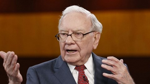 Tỷ phú Warren Buffett bật mí cách đơn giản giúp tăng gấp đôi tiền lương