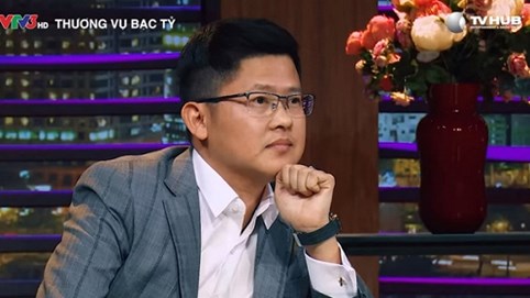 Doanh nhân Việt tiếp tục đấu giá bữa trưa: Bỏ 140 triệu để đi ăn cùng Shark Dũng