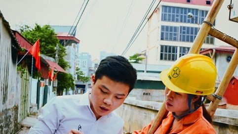 Đề xuất giảm bậc thang giá điện sinh hoạt