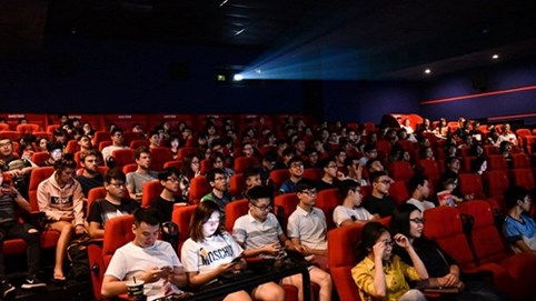 Nghi vấn bất thường việc Phương Nam thoái vốn cụm rạp phim CGV