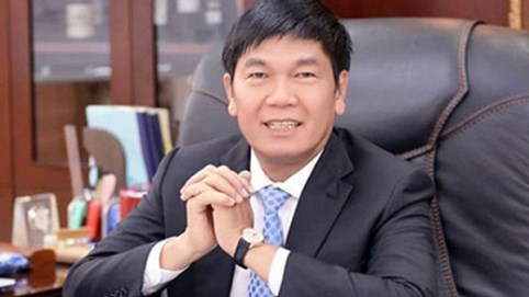 Làm vụ “để đời” tỷ USD: “Vua thép” ôm khoản nợ khổng lồ