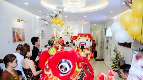 Khai trương Thẩm mỹ công nghệ cao Huyền My Tại Ninh Bình