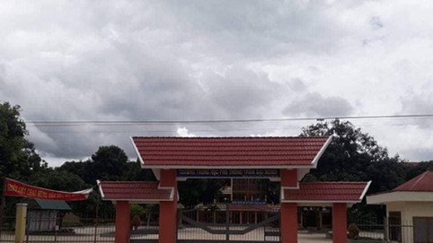 Nguyên hiệu trưởng nhận hối lộ để cho giáo viên nghỉ dạy dài ngày hưởng nguyên lương