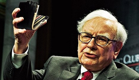 Warren Buffett tiết lộ mang bao nhiêu tiền trong ví, sự thật khiến bạn bất ngờ