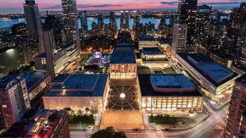 Ai được lợi từ vụ xây nhà hát ở Thủ Thiêm?