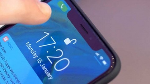 Apple có thể sử dụng một lớp “áo choàng đen” đặc biệt để che camera trước của iPhone