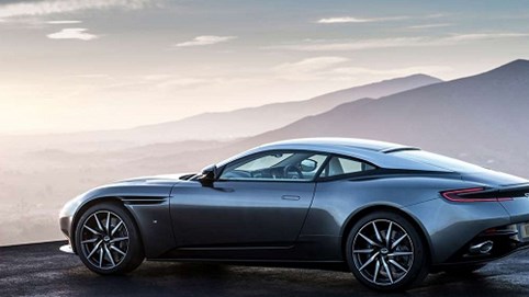 Aston Martin DB11 bất ngờ xuất hiện tại Việt Nam