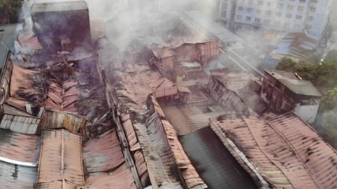 Báo cáo nhanh về vụ cháy tại Công ty Bóng đèn phích nước Rạng Đông