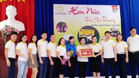 Doanh nhân Phạm Hữu Tuấn: 