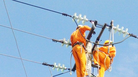 Muốn cắt điện phải báo trước 5 ngày
