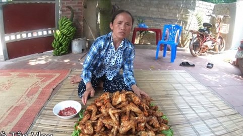 Nóng trong tuần: Giải mã hiện tượng bà Tân Vlog