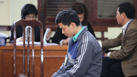 BS Lương xin giữ quyền im lặng trước câu hỏi không thuộc chuyên môn