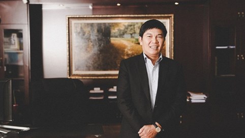 Tỷ phú Trần Đình Long thế chấp gần 1/5 lượng cổ phiếu đang nắm giữ để đảm bảo cho khoản vay 1.700 tỷ đồng của dự án Thép Hòa Phát Dung Quất