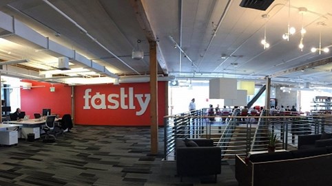 Zoom mất dần vị thế độc tôn trong lĩnh vực công nghệ hỗ trợ họp trực tuyến