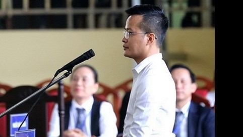 Bị cáo đại án RikVip: 'Có các thế lực ở trên bảo kê nên tất cả đều yên tâm'