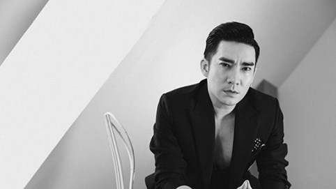 Bị hủy 21 show vì Covid-19, Quang Hà quay MV tặng fan