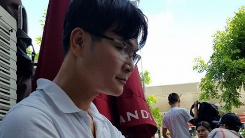 Bị tố “cạy tủ lấy 3 tỷ của vợ”, chồng ôm đơn đi khắp nơi kêu oan