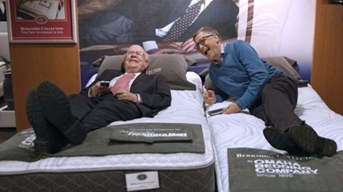 Bill Gates từng không muốn gặp gỡ Warren Buffett chỉ vì lý do này