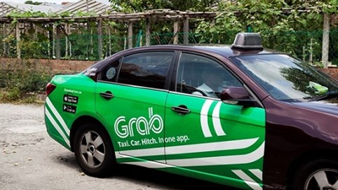 Bộ GTVT đề xuất quản Grab 4 bánh bằng cách ‘đeo mào’ như taxi