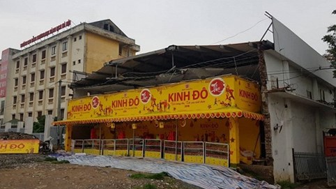 Bốn đại gia bánh Trung thu: Kẻ khóc người cười