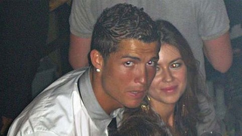C. Ronaldo lần đầu lên tiếng về bê bối tình dục