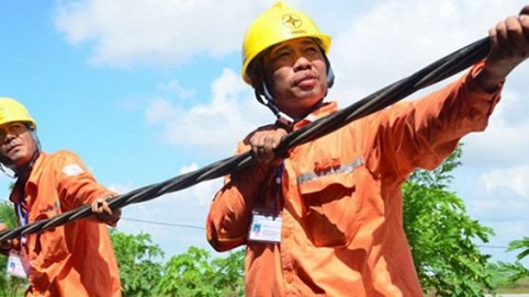 EVN lên tiếng về thông tin tiền lương lãnh đạo tăng tới 37%