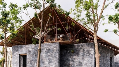 Ngôi nhà có cả 'mây và gió', lấy cảm hứng từ hang động đẹp thứ 3 ở trời Nam