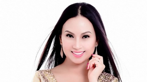 Ca sĩ tỷ phú Hà Phương tiết lộ tình hình dịch Covid-19 trên đất Mỹ