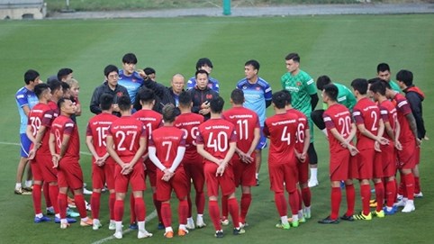 Các cầu thủ không được mua vé hộ người thân