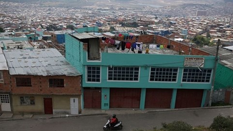 Các nước đang phát triển hoạt động lại các ngành công nghiệp chính trước nguy cơ sụp đổ nền kinh tế