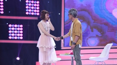 Cảm động với màn tỏ tình của chàng trai nhưng nữ khách mời vẫn không thể 