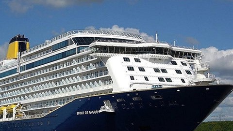 Cận cảnh siêu du thuyền 440 triệu USD sức chứa 999 người