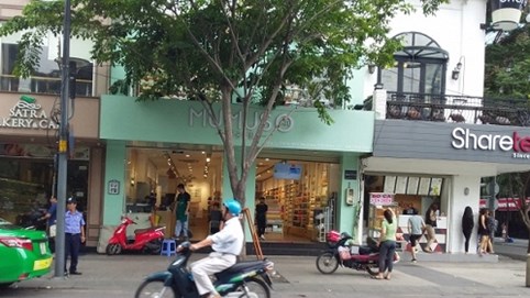 Cảnh đìu hiu ở Mumuso sau thông tin “sản phẩm phong cách Hàn Quốc, xuất xứ Trung Quốc”