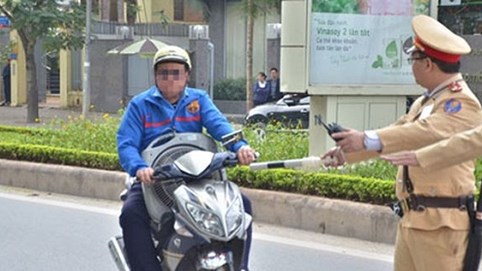 CSGT được quyền dừng phương tiện để kiểm tra trong những trường hợp nào?