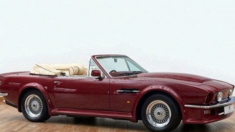 Chiếc Aston Martin V8 Volante của David Beckham được rao bán có gì đặc biệt?