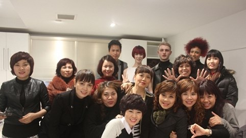 C:EHKO tổ chức Khóa học tại Học viện tóc Quốc tế Sassoon cho các NTMT Việt Nam