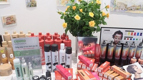 C:EHKO VIỆT NAM:  Đưa ngành tóc Việt lên tầm cao mới