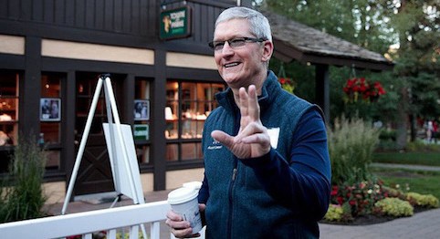 CEO Tim Cook làm gì mỗi ngày để có thể điều hành công ty 1.000 tỷ USD đầu tiên trên thế giới?