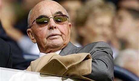 Chân dung tỷ phú Joe Lewis - ông chủ CLB Tottenham muốn làm bến du thuyền phi lợi nhuận tại Đà Nẵng