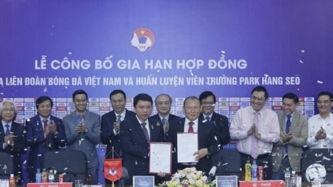 Chê ông Park Hang Seo, HLV Lê Thụy Hải bị 