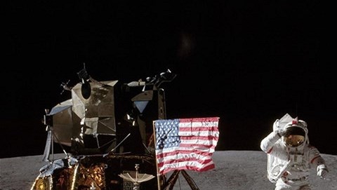 Chi hàng triệu USD bay vào không gian, du lịch vũ trụ không còn xa vời