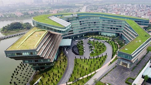 Chủ sở hữu khách sạn JW Marriott, nơi Tổng thống Trump lưu trú, là ai?