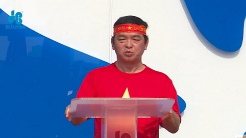 Chủ tịch Tập đoàn Hòa Bình đọc tâm thư thay trống trận cổ vũ U23 Việt Nam